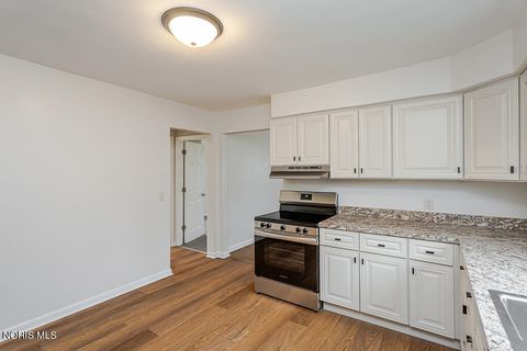 Tiny photo for 5847 Artwell Drive, Sylvania, OH 43560 (MLS # 10006400)