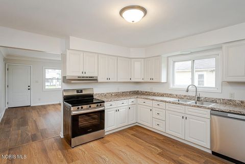 Tiny photo for 5847 Artwell Drive, Sylvania, OH 43560 (MLS # 10006400)