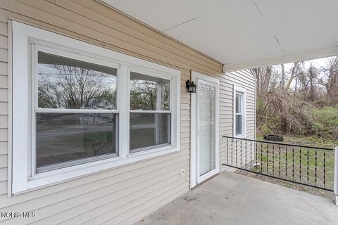 Tiny photo for 5847 Artwell Drive, Sylvania, OH 43560 (MLS # 10006400)