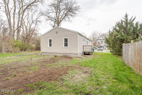 Tiny photo for 5847 Artwell Drive, Sylvania, OH 43560 (MLS # 10006400)