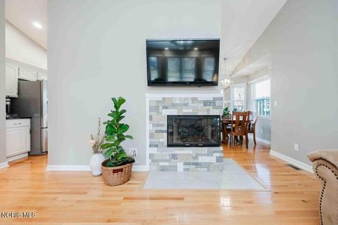 Tiny photo for 828 N Hill Trail, Findlay, OH 45840 (MLS # 10004751)