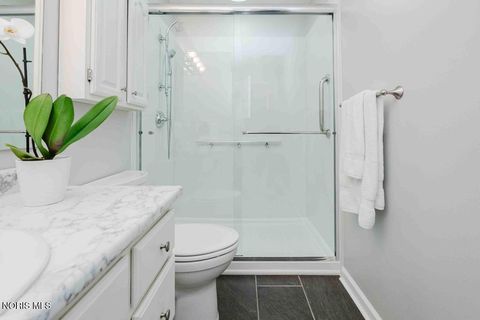 Tiny photo for 828 N Hill Trail, Findlay, OH 45840 (MLS # 10004751)