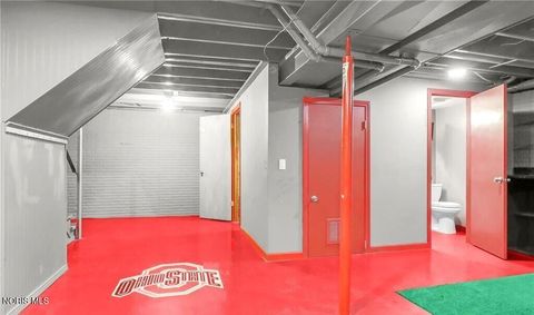 Tiny photo for 1144 Bernath Parkway, Toledo, OH 43615 (MLS # 10005005)