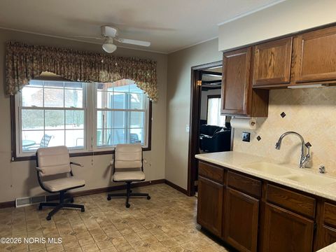 Tiny photo for 2079 Cherrylawn Drive, Toledo, OH 43614 (MLS # 10003954)