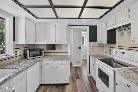 Tiny photo for 4524 Westbourne Road, Toledo, OH 43623 (MLS # 10013291)