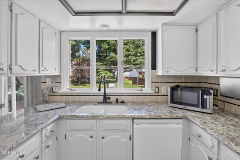 Tiny photo for 4524 Westbourne Road, Toledo, OH 43623 (MLS # 10013291)