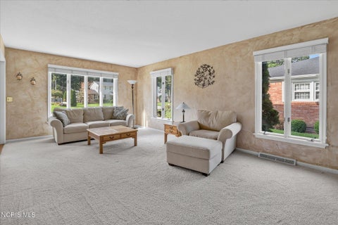 Tiny photo for 4524 Westbourne Road, Toledo, OH 43623 (MLS # 10013291)