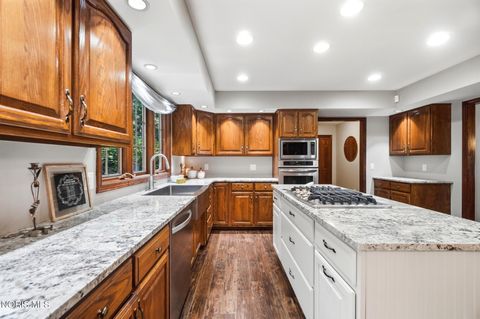Tiny photo for 7231 Whispering Oak Drive, Sylvania, OH 43560 (MLS # 10010100)