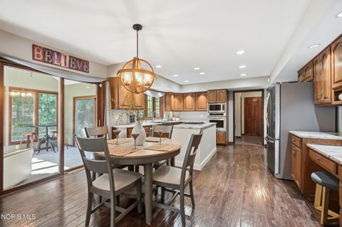 Tiny photo for 7231 Whispering Oak Drive, Sylvania, OH 43560 (MLS # 10010100)