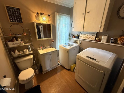 Tiny photo for 133 Wabash Avenue, Defiance, OH 43512 (MLS # 10013360)