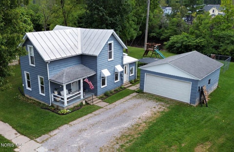 Photo of 133 Wabash Avenue, Defiance, OH 43512 (MLS # 10013360)