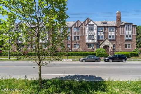 Tiny photo for 2200 Scottwood Avenue #306, Toledo, OH 43620 (MLS # 10001773)
