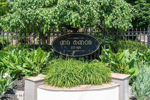 Tiny photo for 2200 Scottwood Avenue #306, Toledo, OH 43620 (MLS # 10001773)