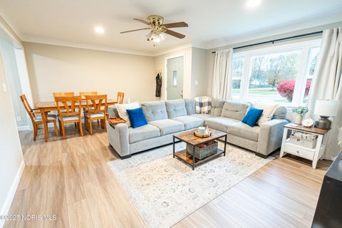 Tiny photo for 4941 Gorham Place, Sylvania, OH 43560 (MLS # 10001168)