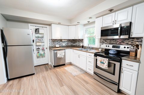 Tiny photo for 4941 Gorham Place, Sylvania, OH 43560 (MLS # 10001168)