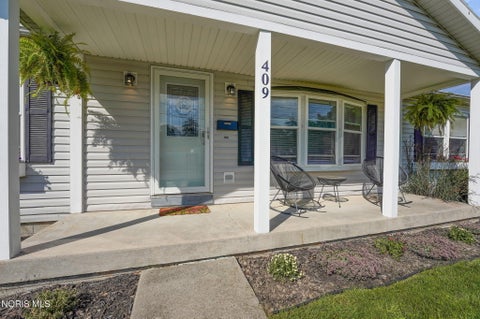 Tiny photo for 409 Ford Street, Maumee, OH 43537 (MLS # 10012739)