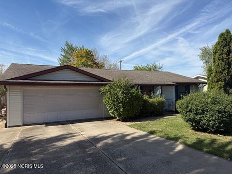 Tiny photo for 1646 Palmer Drive #1, Defiance, OH 43512 (MLS # 10000285)