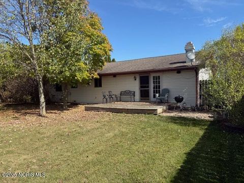Tiny photo for 1646 Palmer Drive #1, Defiance, OH 43512 (MLS # 10000285)