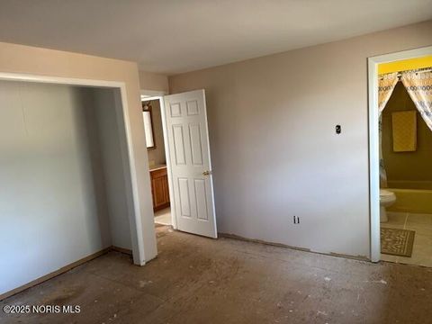Tiny photo for 1646 Palmer Drive #1, Defiance, OH 43512 (MLS # 10000285)