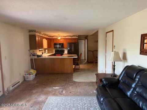 Tiny photo for 1646 Palmer Drive #1, Defiance, OH 43512 (MLS # 10000285)