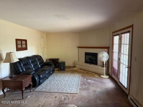 Tiny photo for 1646 Palmer Drive #1, Defiance, OH 43512 (MLS # 10000285)