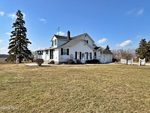 Photo of 3392 Rd 6, Leipsic, OH 45856 (MLS # 10004557)