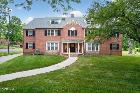 Multifamily For Sale - 2237 Evergreen Road<br/> Ottawa Hills, OH 43606