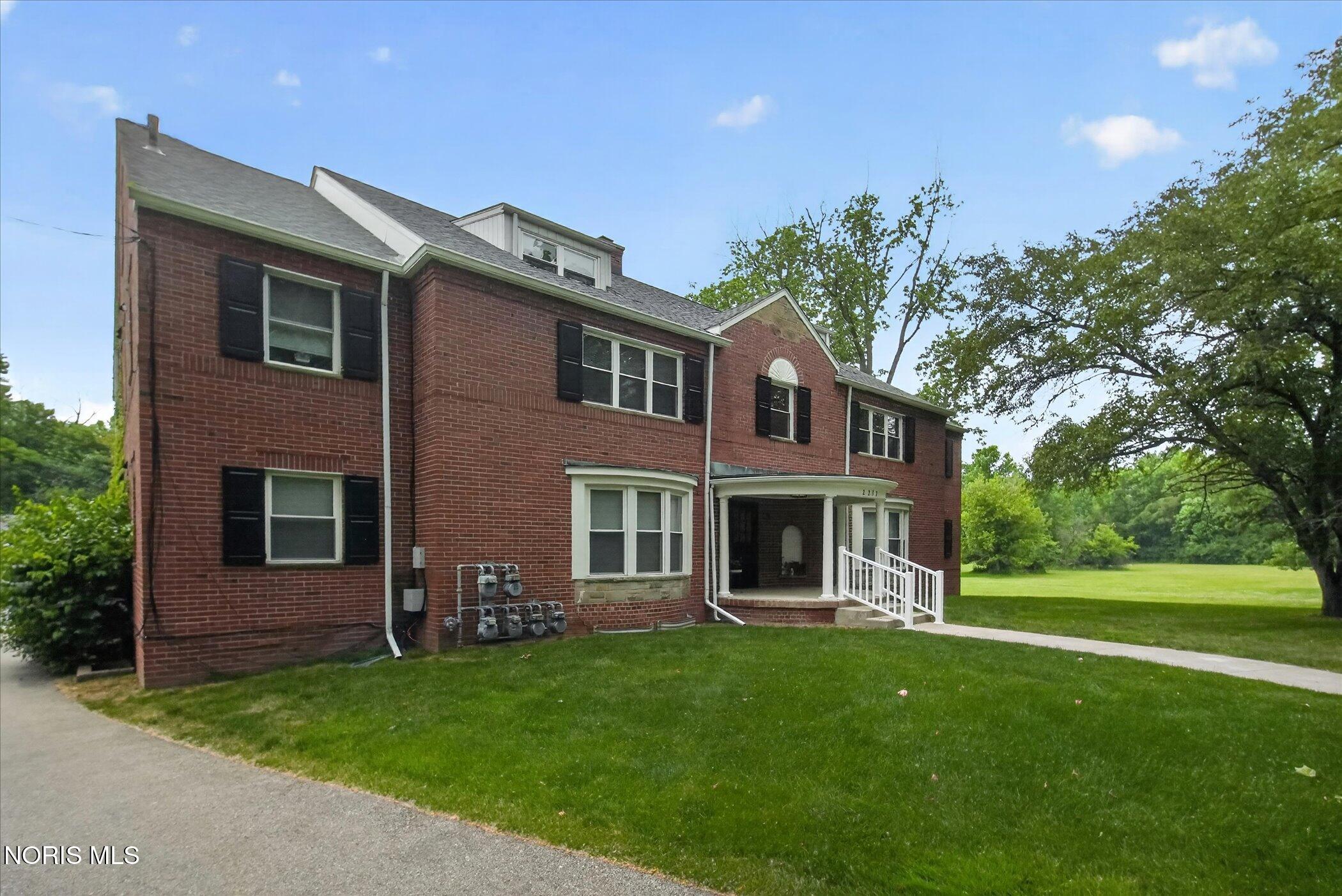 2237 Evergreen Road
