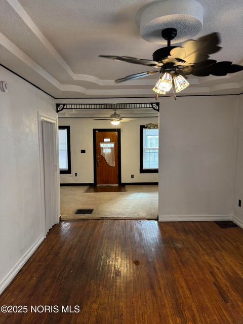 Tiny photo for 451 E Pearl Street, Toledo, OH 43608 (MLS # 10002338)