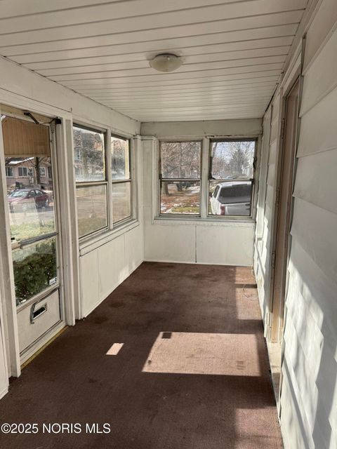 Tiny photo for 451 E Pearl Street, Toledo, OH 43608 (MLS # 10002338)