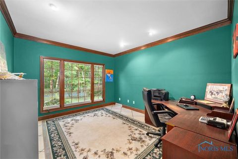 Tiny photo for 2015 King Road, Toledo, OH 43617 (MLS # 10007196)