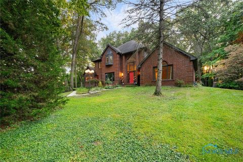 Tiny photo for 2015 King Road, Toledo, OH 43617 (MLS # 10007196)