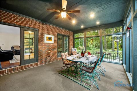 Tiny photo for 2015 King Road, Toledo, OH 43617 (MLS # 10007196)