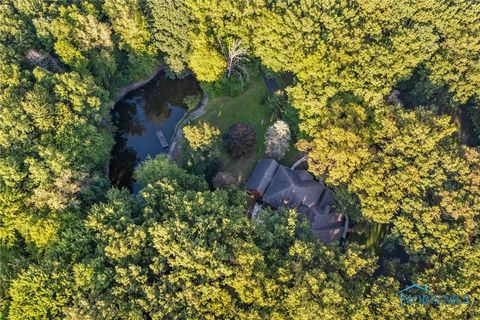Tiny photo for 2015 King Road, Toledo, OH 43617 (MLS # 10007196)