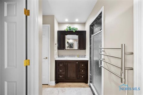 Tiny photo for 2015 King Road, Toledo, OH 43617 (MLS # 10007196)
