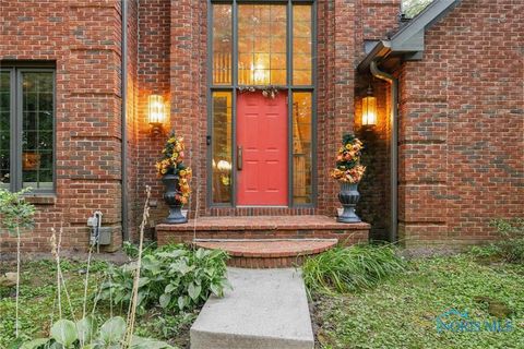 Tiny photo for 2015 King Road, Toledo, OH 43617 (MLS # 10007196)