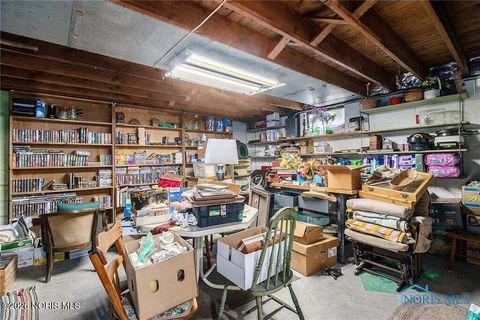 Tiny photo for 2012 Berdan Avenue, Toledo, OH 43613 (MLS # 10003973)