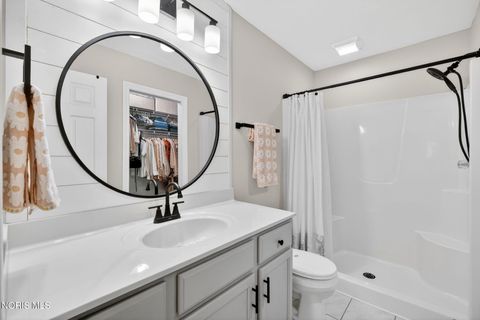 Tiny photo for 8424 Birchwood Lane, Northwood, OH 43619 (MLS # 10005690)