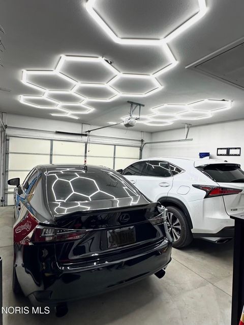 Tiny photo for 8424 Birchwood Lane, Northwood, OH 43619 (MLS # 10005690)