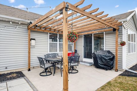 Tiny photo for 8424 Birchwood Lane, Northwood, OH 43619 (MLS # 10005690)