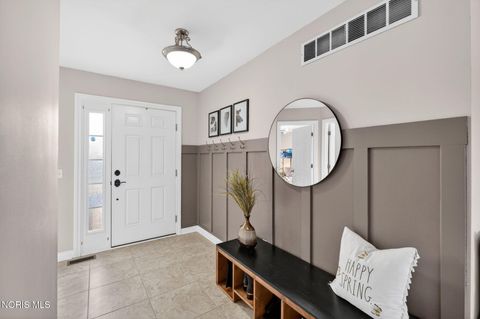 Tiny photo for 8424 Birchwood Lane, Northwood, OH 43619 (MLS # 10005690)