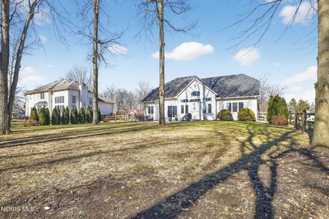 Tiny photo for 7811 Oak Leaf Court, Maumee, OH 43537 (MLS # 10004922)