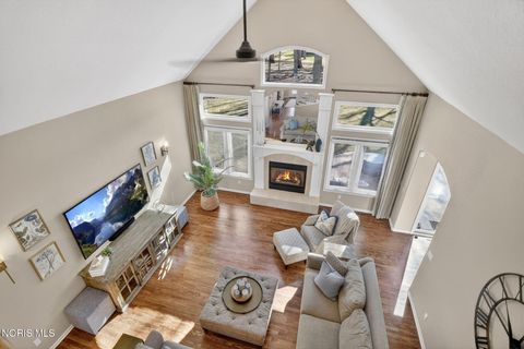 Tiny photo for 7811 Oak Leaf Court, Maumee, OH 43537 (MLS # 10004922)