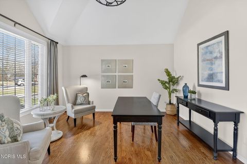 Tiny photo for 7811 Oak Leaf Court, Maumee, OH 43537 (MLS # 10004922)