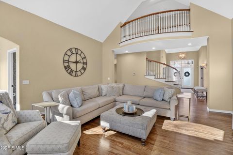 Tiny photo for 7811 Oak Leaf Court, Maumee, OH 43537 (MLS # 10004922)