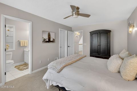 Tiny photo for 7811 Oak Leaf Court, Maumee, OH 43537 (MLS # 10004922)