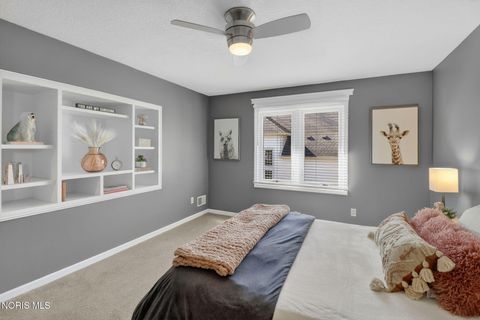 Tiny photo for 7811 Oak Leaf Court, Maumee, OH 43537 (MLS # 10004922)