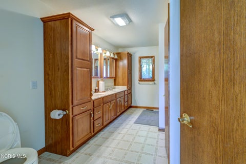 Tiny photo for 8549 Jerusalem Road, Curtice, OH 43412 (MLS # 10013465)