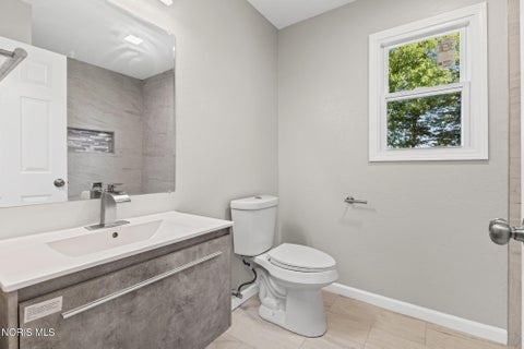 Tiny photo for 5560 Greenridge Drive, Toledo, OH 43615 (MLS # 10011651)