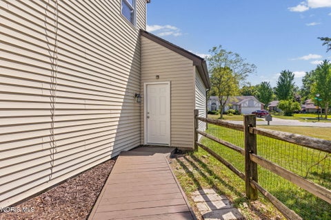 Tiny photo for 5560 Greenridge Drive, Toledo, OH 43615 (MLS # 10011651)